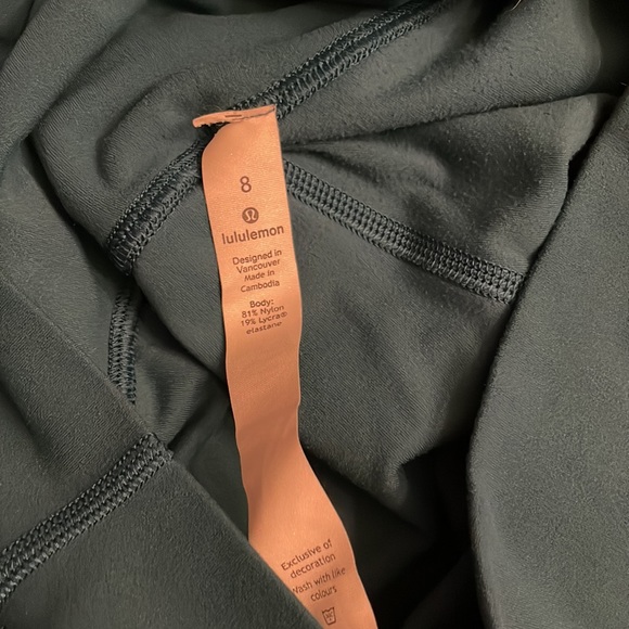 Lululemon align leggings 23 in size 8 - Picture 4 of 5